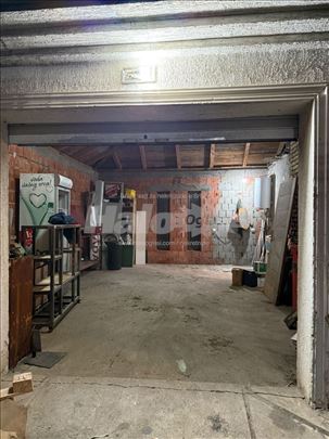 Magacin/garaža u Zemunu