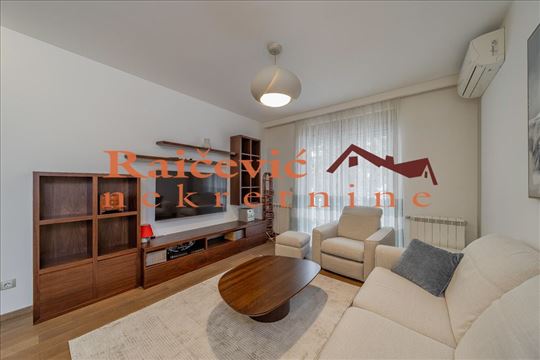 Retko, Lion, Koste Abrasevica, 3.5, 98 m2