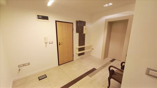 Vracar Hram - Retko u ponudi