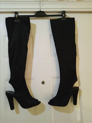 Seastar skoro nove cizmice iznad kolena broj 37