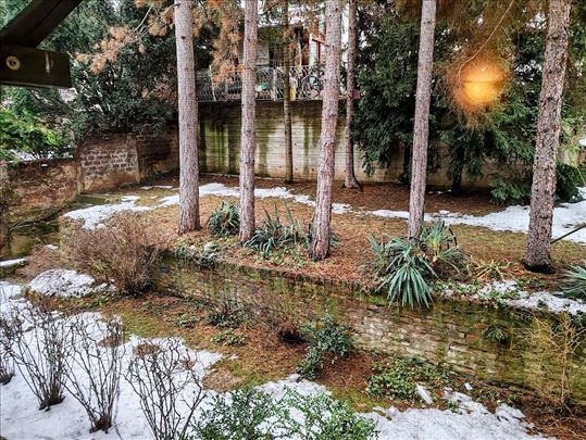 Senjak duplex stan sa prelepom baštom 4-soban