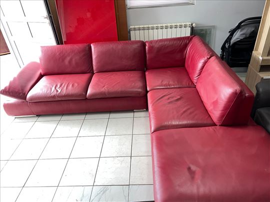 Ugaona Kozna Garnitura