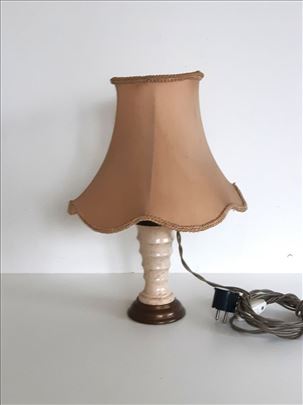 Vintage stona lampa