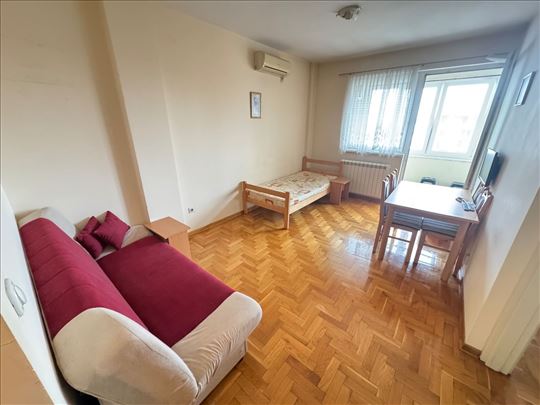 Višnjička banja, namešten stan odmah useljiv, 40m2