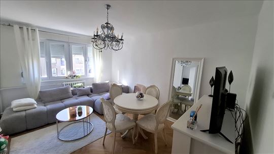 B.Brdo,Sunčana padina,ul.P.Lekovića,1.5,40m2,CG