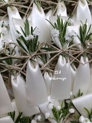 Cvetici za kicenje svatova