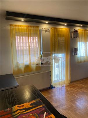 Duplex stan u Mirjevu 3 sa parking mestom