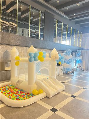 Dvorac na naduvavanje