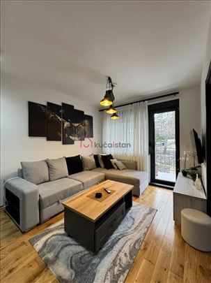 Planinska rezidencija u okviru ekskluzivnog komple