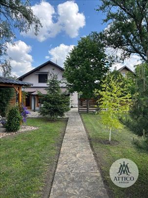 Retko u ponudi - Kuća po svačijem ukusu, preko 140