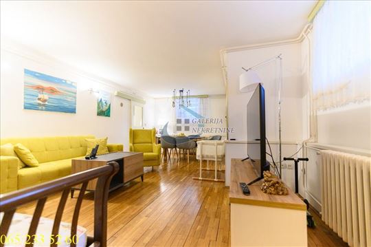 Savski venac, Dedinje - Alekse Bačvanskog 107m2