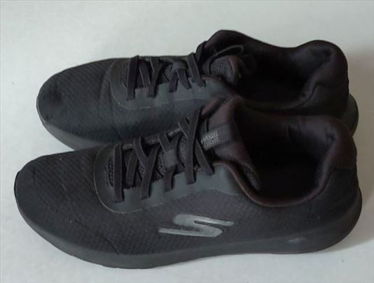 Skechers Go Walk (5GEN) – Kao da hodate po oblacim