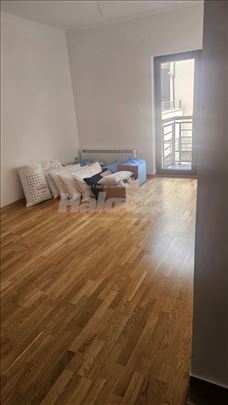 Stan 38m2 naselje Zova prvi sprat NOV