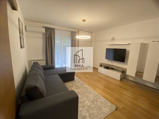 Zemunske kapije, luks, 2.0