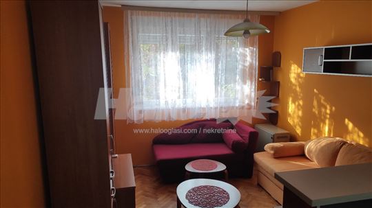 Garsonjera, Karaburma, Mirijevski bulevar