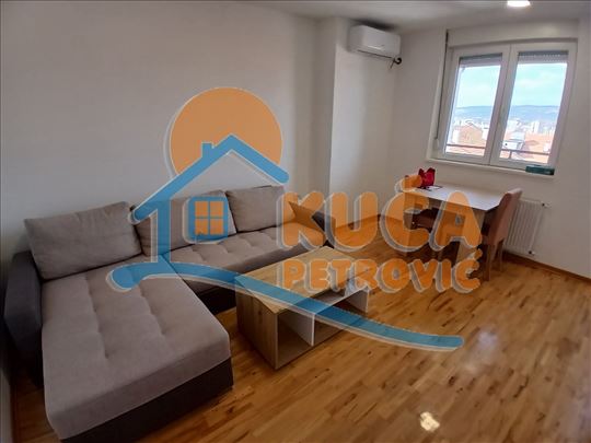 Izdaje se jednoiposoban namešten stan u Vagres cit