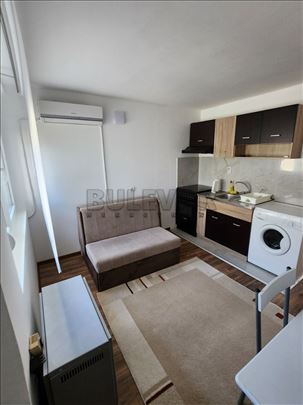 Izdaje se stan u centru