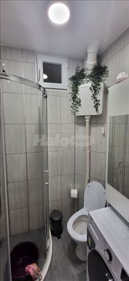 Izdajem garsonjeru na Karaburmi