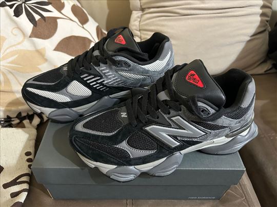 New Balance 9060