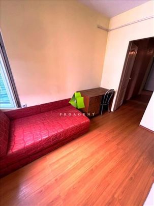 Odlična ponuda-dvoiposoban stan u strogom centru g