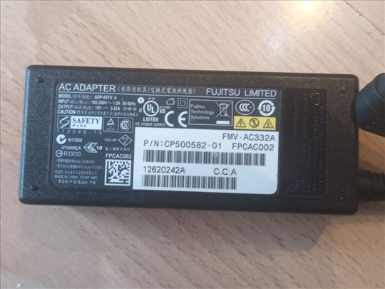 punjac za laptop 19V DC, 3.42A