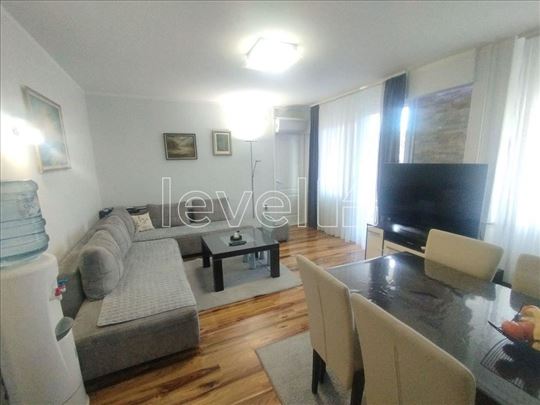 Stan,Novi Sad,Novo Naselje,kv: 54.00, € 162000