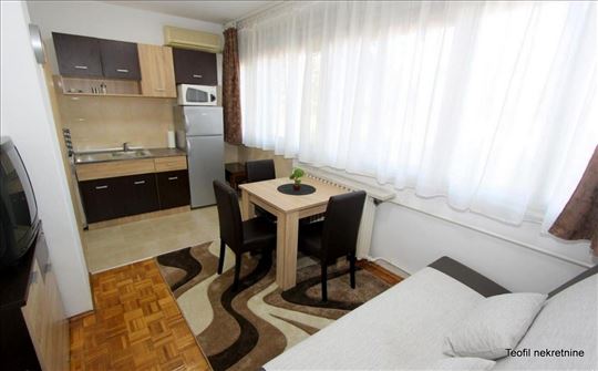 Stari Merkator-Hotel YU, 1.5, namešten, useljiv