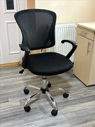 Stolica na točkiće