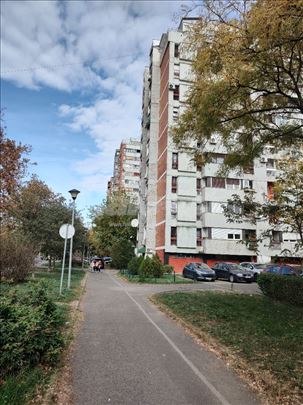 Tražimo stanara/stanarku