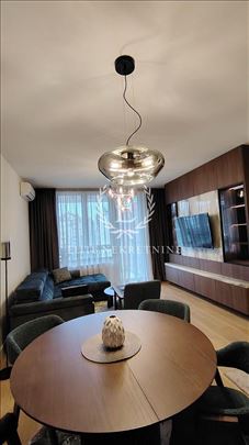 Trosoban lux stan,garaza,prvo izdavanje