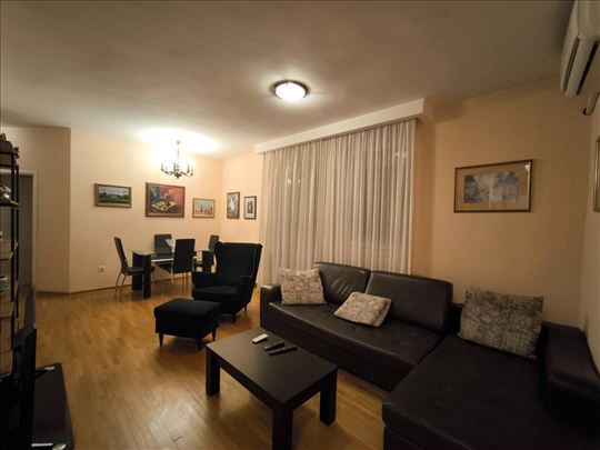 Uredan i komforan u starom gradskom jezgru