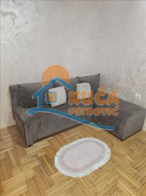 Izdaje se garsonjera kod Difa i Fakulteta zaštite 