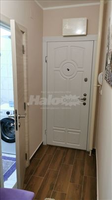 Jrdnosoban stan, 40 m2, auto komanda, ranka tajsić