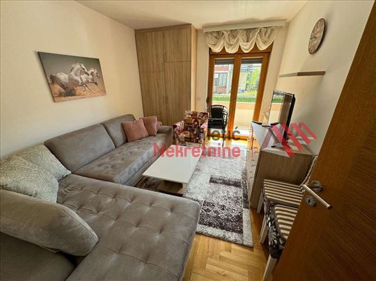 Na prodaju stan 57 m² – ravan deo Vrnjačke Banje, 