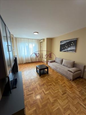 Novi Sad, Bul. Evrope, prostran dvosoban stan