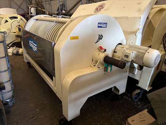 Preša za grozdje  - Willmes, Europress