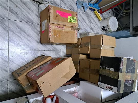 Časopisi, DVD, VHS za odrasle