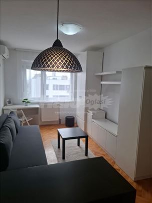 Garsonjera Jug Bogdana 