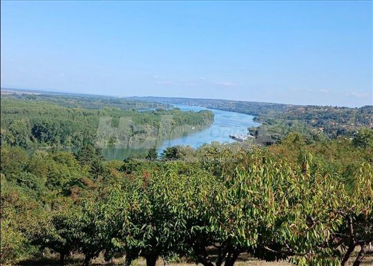 Kuća i zemljište Plavinci