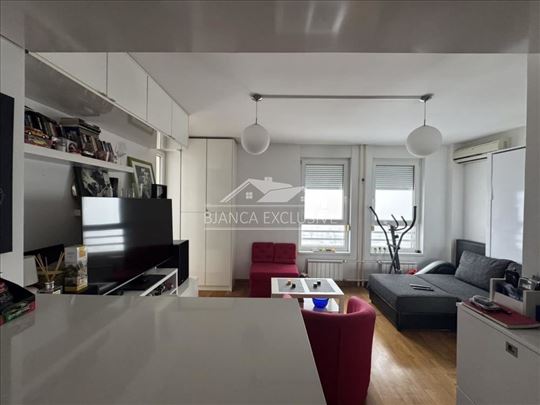 Novi Beograd-Belville ID#1500