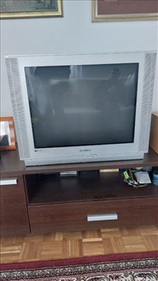 Prodajem Samsung i Sony TV