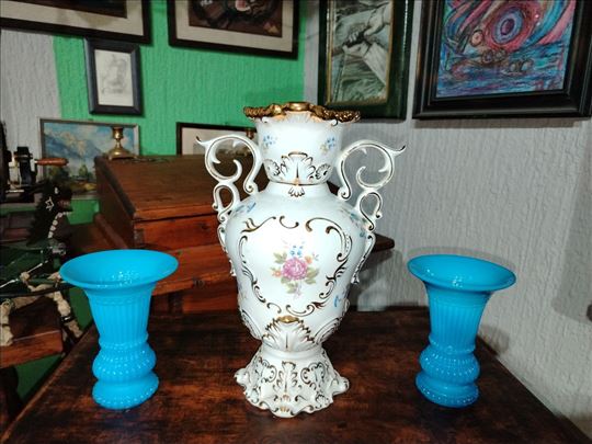 Stara vaza Madjarske marke Hollohaza 