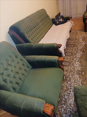 Trosed dve fotelje i tabure sniženo