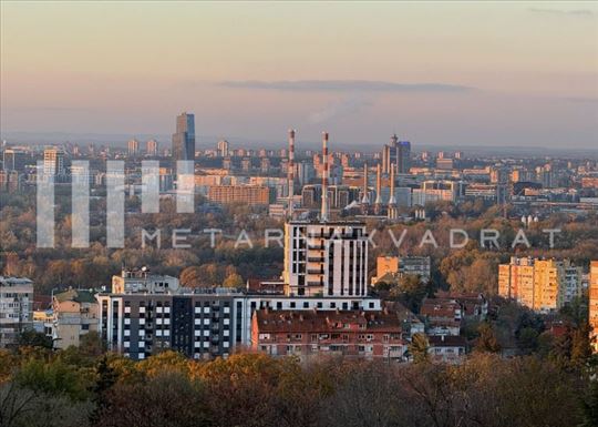 Banovo brdo, Petra Martinovića, lux (ID: 968) ID#2