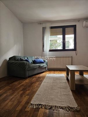 Đeram - Kajmakčalanska, namešten