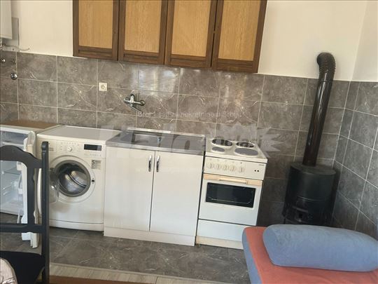 Garsonjera - Namešten 