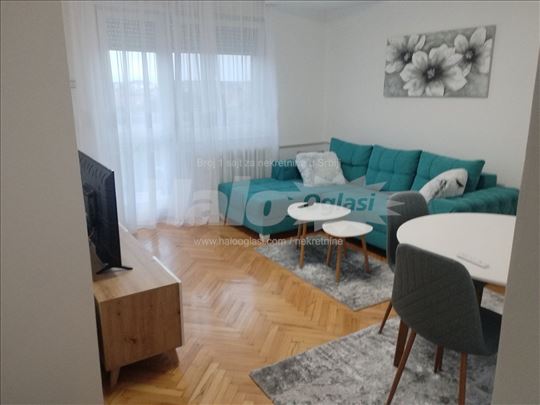 Izdajem renoviran jednosoban stan