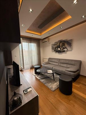 Lux stan u novogradnji,garaza