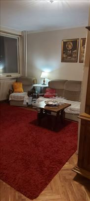 Kod TC Stadion,  idealan za dvoje 