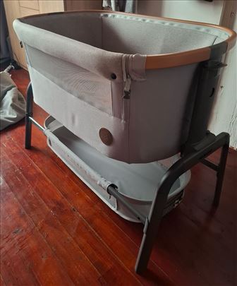 Na prodaju krevetic maxi-cosi